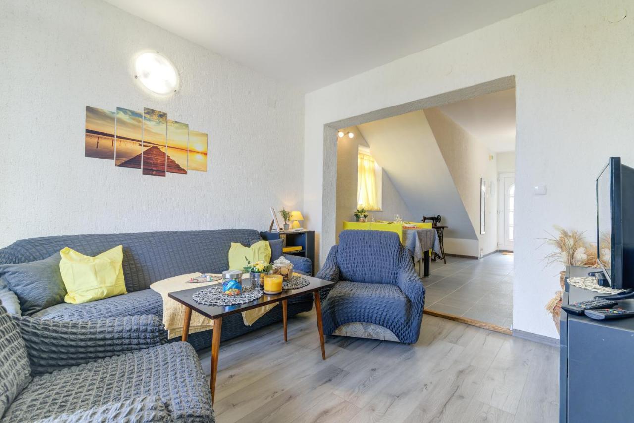 Apartman Sunce Сень Екстер'єр фото